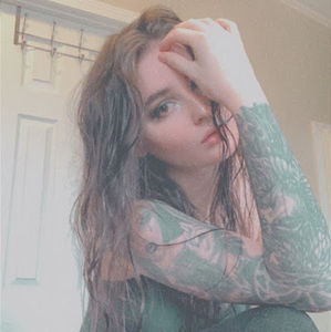 Meet your Posher, Paige